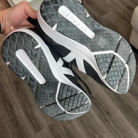 Veja running shoes - Picture 3 of 3